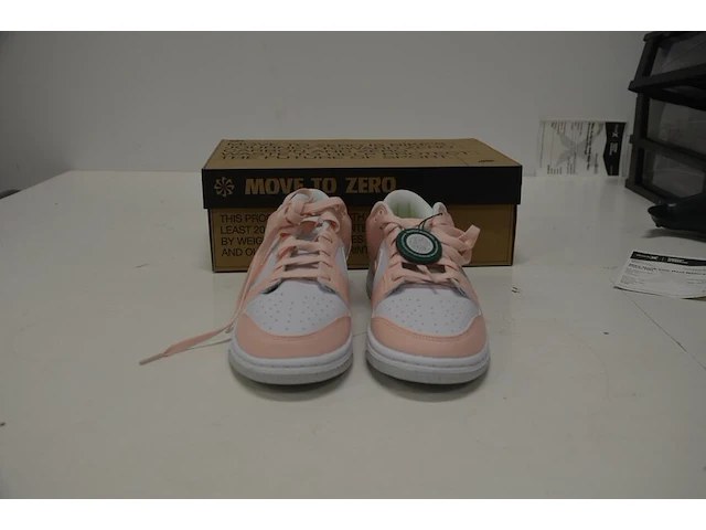 Sneakers nike dunk low next nature pale coral maat 38 nieuw in doos (2) - afbeelding 1 van  10