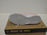 Sneakers nike dunk low next nature pale coral maat 38 nieuw in doos (2) - afbeelding 9 van  10