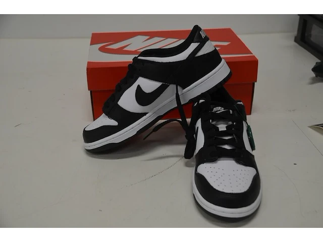 Sneakers nike dunk low retro white black (gs) maat 38,5 nieuw in doos (2) - afbeelding 8 van  10