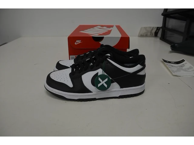 Sneakers nike dunk low retro white black (gs) maat 39 nieuw in doos (2) - afbeelding 5 van  10