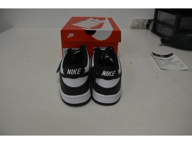Sneakers nike dunk low retro white black (gs) maat 39 nieuw in doos (2) - afbeelding 6 van  10