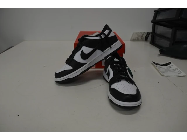 Sneakers nike dunk low retro white black (gs) maat 39 nieuw in doos (2) - afbeelding 8 van  10