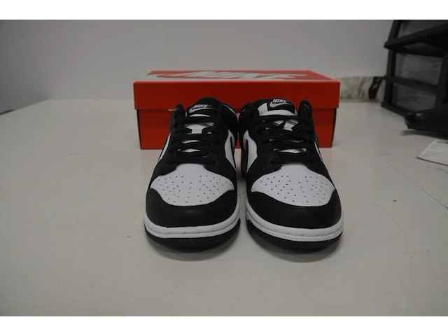 Sneakers nike dunk low white black (2021) maat 40 nieuw in doos (2) - afbeelding 1 van  10