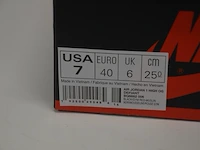 Sneakers nike jordan 1 retro high og defiant couture maat 40 nieuw in doos (2) - afbeelding 7 van  9