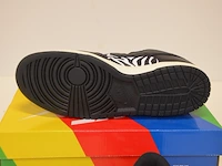 Sneakers nike sb dunk low og qs quartersnacks zebra maat 45 nieuw in doos (2) - afbeelding 9 van  10