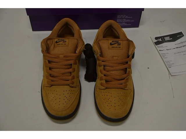 Sneakers nike sb dunk low wheat (2020) maat 42 nieuw in doos (2) - afbeelding 2 van  8