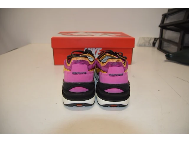 Sneakers nike waffle one active fuchsia maat 46 nieuw in doos (2) - afbeelding 6 van  10