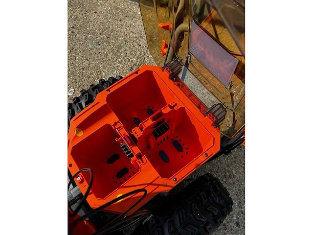 Sneeuwfrees accu 60volt met 2 accu en lader - afbeelding 2 van  5