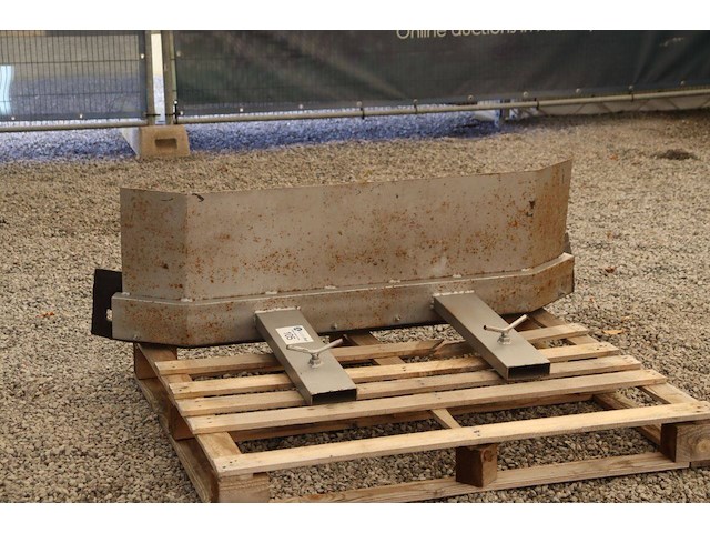 Sneeuwschuif 140cm (marge) - afbeelding 1 van  1