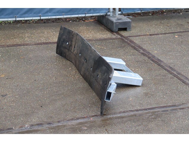 Sneeuwschuif - afbeelding 1 van  1