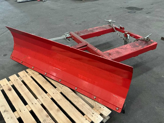 Sneeuwschuiver voor heftruck - afbeelding 1 van  10