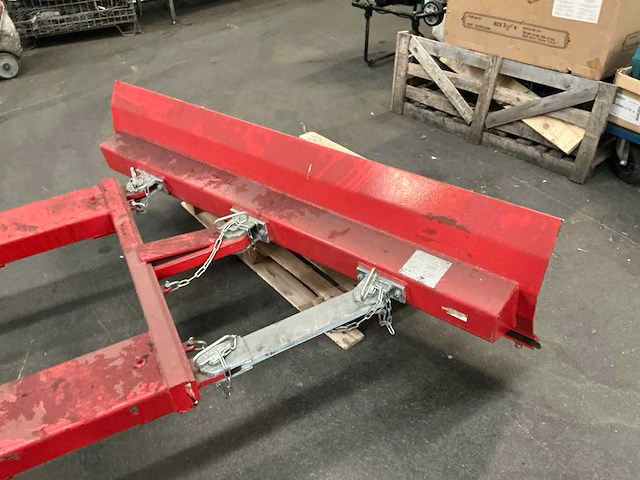 Sneeuwschuiver voor heftruck - afbeelding 5 van  10