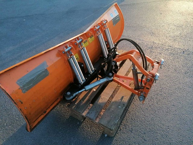 Sneeuwschuiver voor minitractor - afbeelding 2 van  9