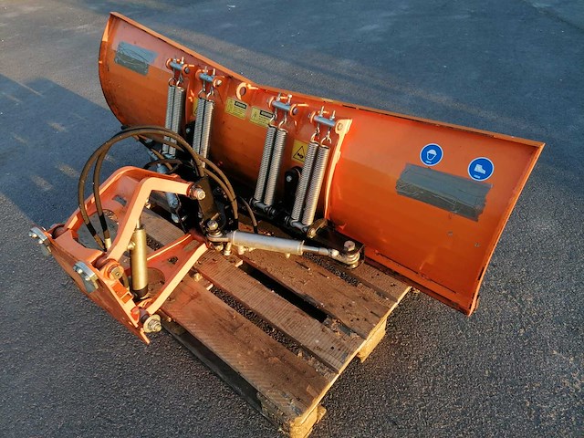 Sneeuwschuiver voor minitractor - afbeelding 3 van  9