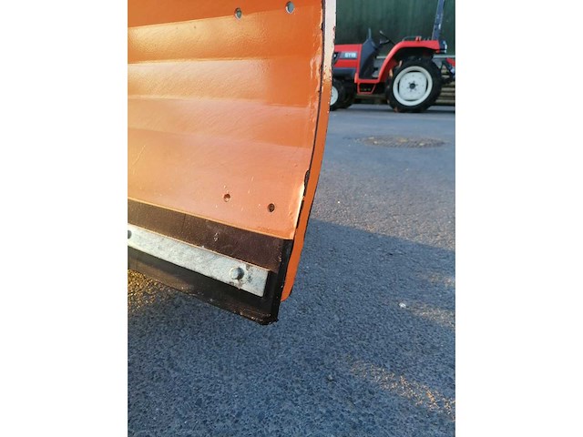 Sneeuwschuiver voor minitractor - afbeelding 6 van  9