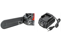 Snoerloze kettingzaag (2 x 4 ah batterijen, 1 x oplader) red technic - afbeelding 4 van  4