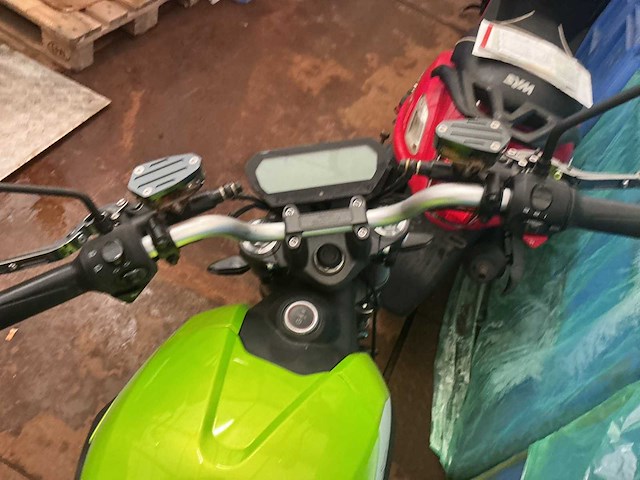 Soco,super ts limited ts1 elektrische scooter - afbeelding 6 van  6