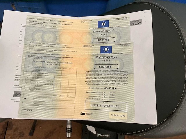 Soco,super ts limited ts1 elektrische scooter - afbeelding 5 van  6