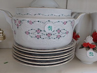 Soepterrine + 6 borden - afbeelding 1 van  2