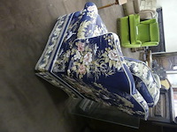 Sofa en fauteuil van decoratieve stoffen - afbeelding 3 van  8