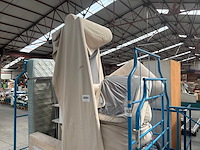 Sofa, gedemonteerd bed en kast - afbeelding 6 van  8