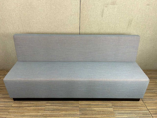 Sofa - afbeelding 2 van  4