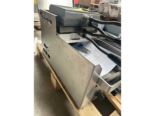 Sofraca - 19066 - omkeerbare kermiswafelijzer gas - afbeelding 3 van  3