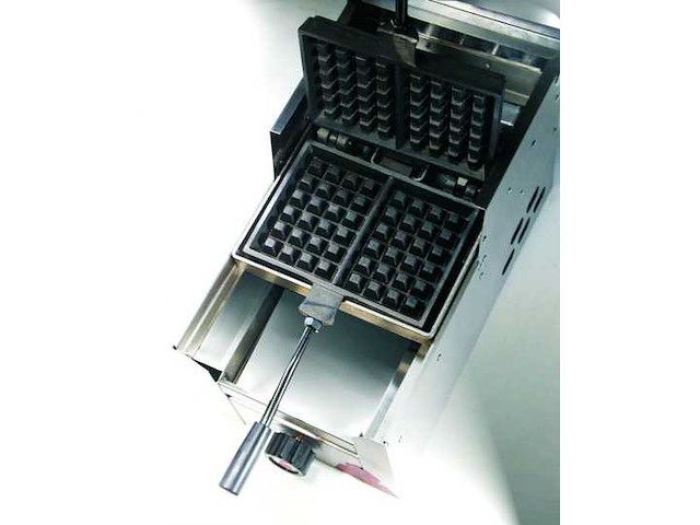 Sofraca - sofraca omkeerbaar gas 24-cellige wafelijzer - kermiswafelijzer - afbeelding 1 van  3