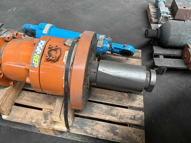 Soge rep hydraulische cilinder (2x) - afbeelding 4 van  4