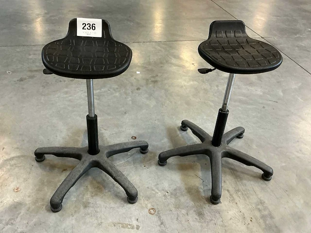 Sokoa atelierkruk (2x) - afbeelding 1 van  4