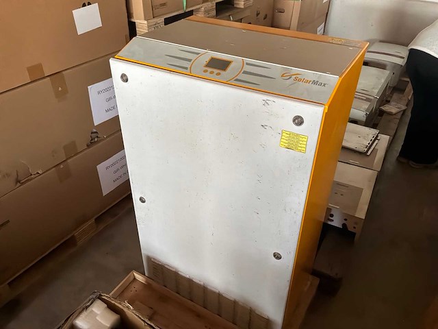 Solar max 20 s transformatoromvormer - afbeelding 1 van  6
