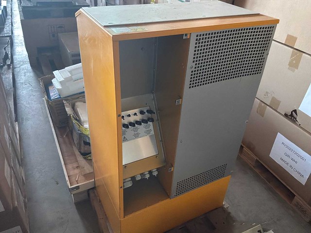 Solar max 20 s transformatoromvormer - afbeelding 3 van  6