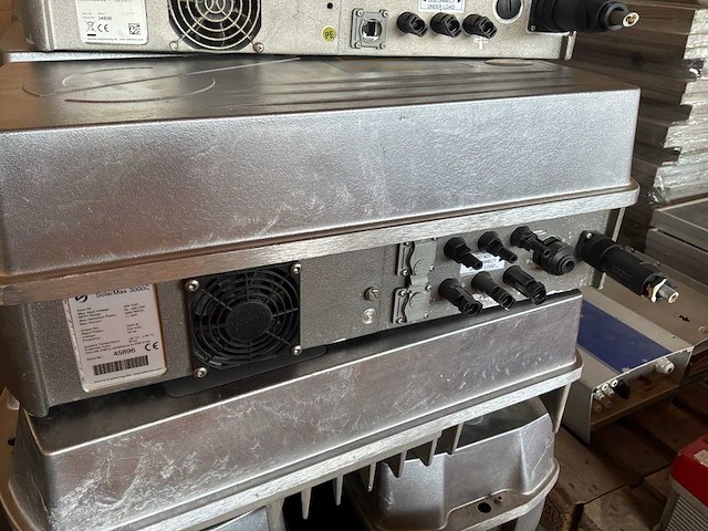 Solar max 3000c/6000c/6000 s omvormer - afbeelding 3 van  12