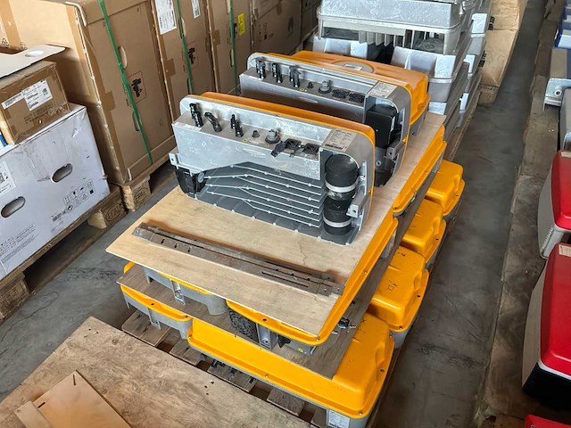 Solar max 6000s/2000s omvormer - afbeelding 1 van  9