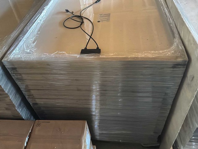 Solarwatt m220-60-gts ak zonnepaneelset - 34-delige pallet - afbeelding 1 van  4