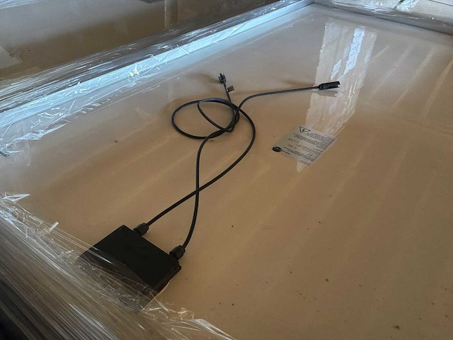 Solarwatt m220-60-gts ak zonnepaneelset - 34-delige pallet - afbeelding 2 van  3