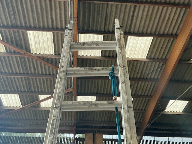 Solide 2x12 schuifladder - afbeelding 3 van  4