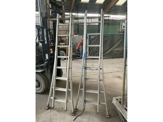 Solide 2x8 2 delige schuifladder (2x) - afbeelding 2 van  4