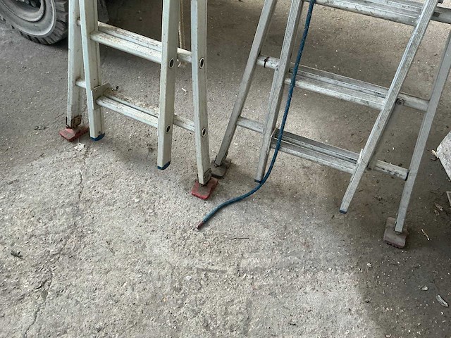 Solide 2x8 2 delige schuifladder (2x) - afbeelding 3 van  4