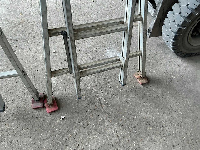 Solide 2x8 schuifladder (2x) - afbeelding 3 van  6
