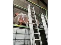 Solide 3-delige uitschuifbare ladder - afbeelding 2 van  7