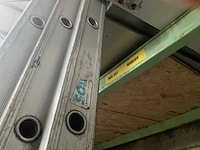 Solide 3-delige uitschuifbare ladder - afbeelding 6 van  6