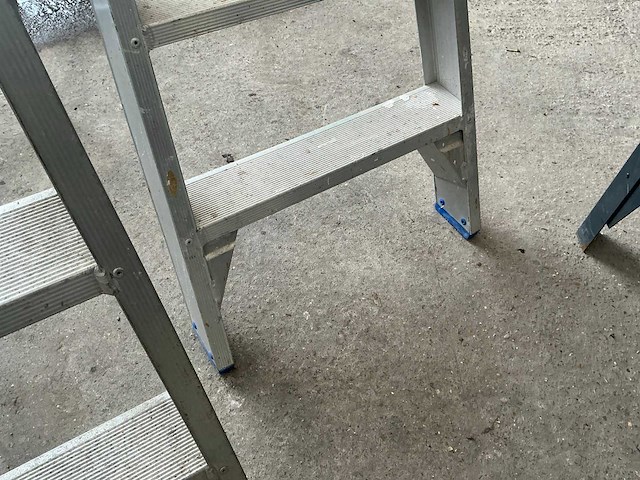 Solide aluminium diverse trapladder (3x) - afbeelding 7 van  9