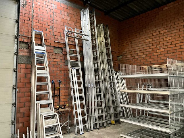 Solide aluminium ladder 2x18 - afbeelding 1 van  6