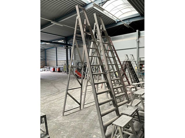 Solide aluminium trap (2x) - afbeelding 2 van  4