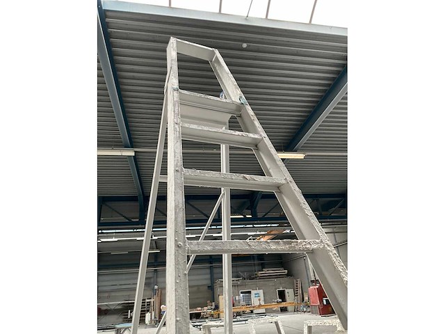 Solide aluminium trap - afbeelding 5 van  5