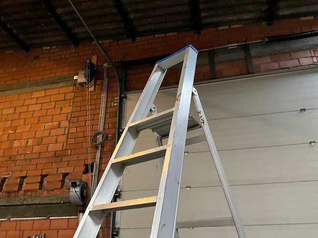 Solide aluminium trap - afbeelding 4 van  5