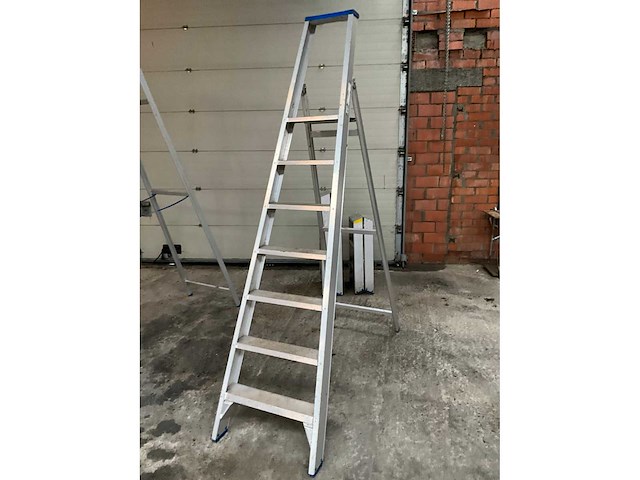 Solide aluminium trap - afbeelding 2 van  4