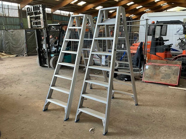 Solide dt 8 trapladder (2x) - afbeelding 1 van  5