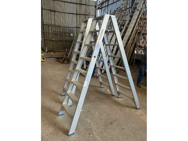 Solide dt 8 trapladder (2x) - afbeelding 4 van  5
